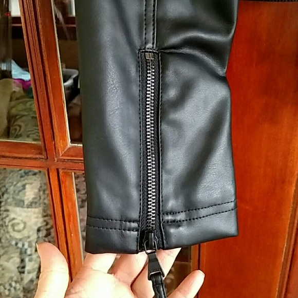 Fringe jacket - Picture 6 of 8